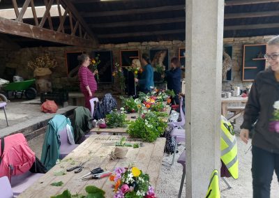 Table with flower workshop